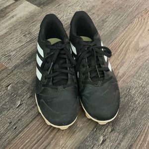 Women’s size 6.5 softball cleats